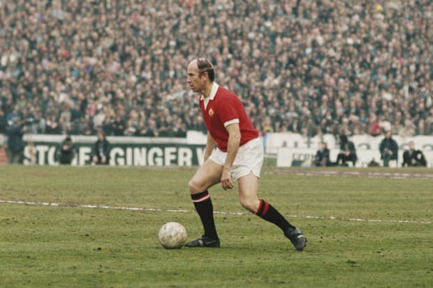 บ็อบบี้ ชาร์ลตันคว้ารางวัล Ballon d'Or ในปี 1966 บ็อบบี้ ชาร์ลตันคว้ารางวัล Ballon d'Or ในปี 1966