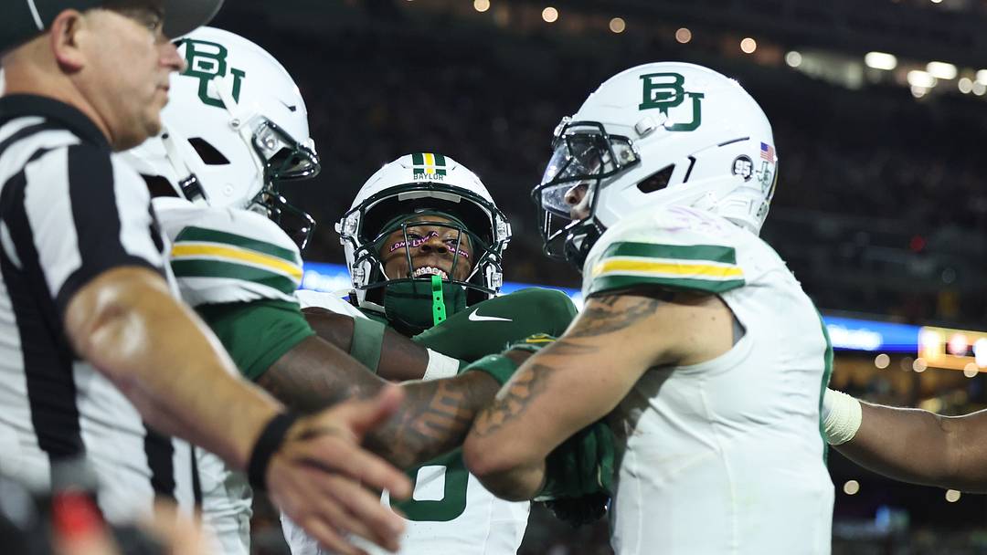 Oct 3, 2026; Tempe, Arizona, USA; Baylor Bears wide receiver London Smith (16) celebrates after Baylor Bears running back Caden Knighten (11) scores a touchdown against the Arizona State Sun Devils during the third quarter at Mountain America Stadium. Mandatory Credit: Anna Carrington-Imagn Images Oct 3, 2026; Tempe, Arizona, USA; Baylor Bears wide receiver London Smith (16) celebrates after Baylor Bears running back Caden Knighten (11) scores a touchdown against the Arizona State Sun Devils during the third quarter at Mountain America Stadium. Mandatory Credit: Anna Carrington-Imagn Images