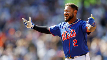 Omar Narváez firmó con los Astros de Houston 