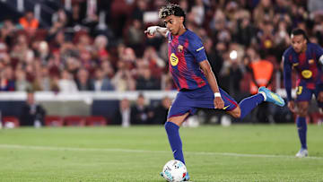 Bei diesem Elfmeter verletzte sich Yamal