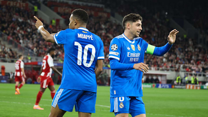 Fede Valverde stärkt seinem Coach den Rücken