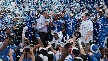 Vrbo Citrus Bowl - Iowa v Kentucky