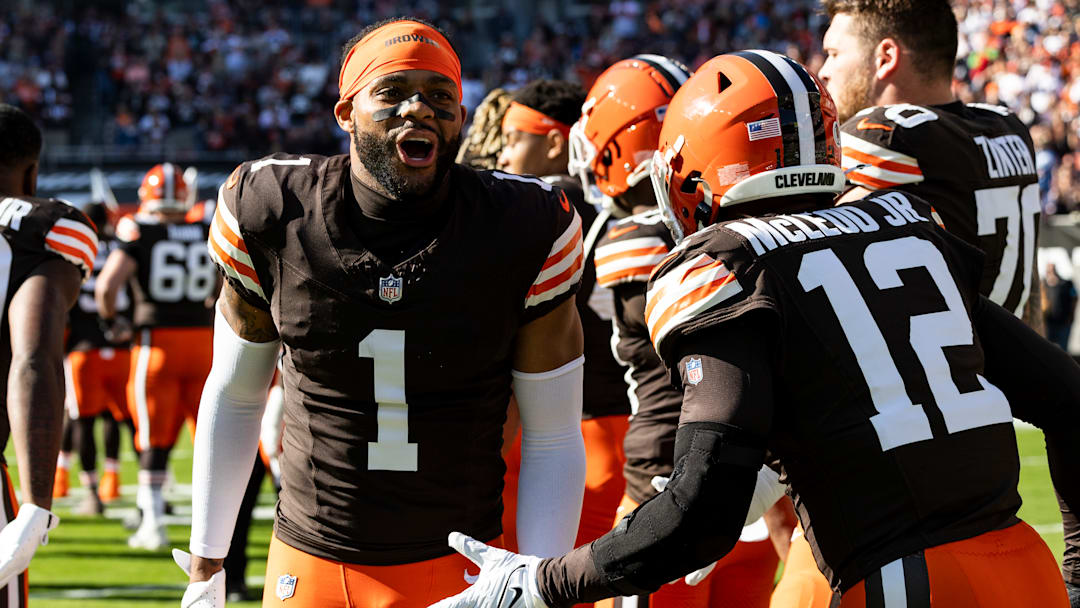 Los Angeles Chargers v Cleveland Browns