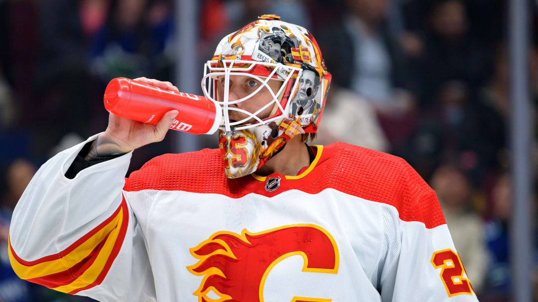 Calgary Flames v Vancouver Canucks