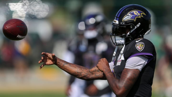 Baltimore Ravens quarterback Lamar Jackson (8) passes the ball during a joint practice with the Green Bay Packers on Thursday, August 22, 2024, at Ray Nitschke Field in Ashwaubenon, Wis. 
Tork Mason/USA TODAY NETWORK-Wisconsin