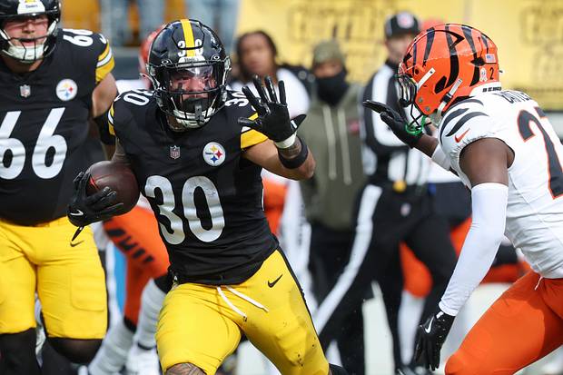 Pittsburgh Steelers are Still Ignoring Jaylen Warren