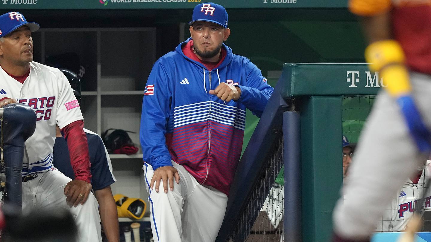 John Mozeliak hints at Yadier Molina's pending return: He has issues at home - Vimarsana News
