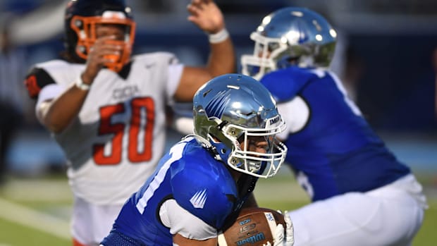 IMG Academy running back Tyson Park 