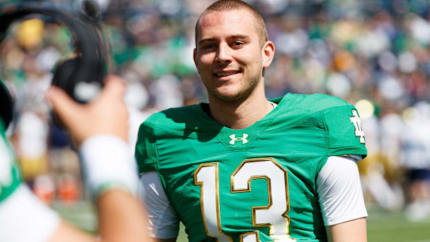 Notre Dame quarterback CJ Car