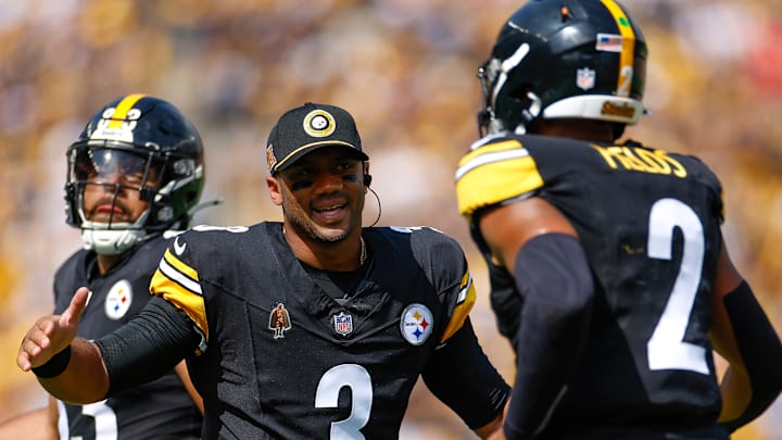 Los Angeles Chargers v Pittsburgh Steelers