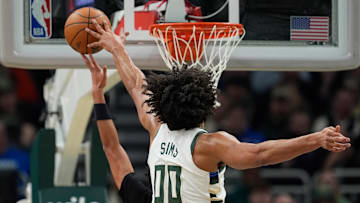 Orlando Magic v Milwaukee Bucks