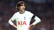 Gil impressed in midweek