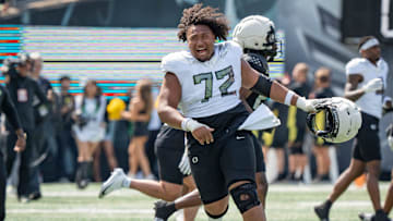 Poncho Laloulu provides leadership and power for the Oregon offense, something they'll need with four new starters up front and a new starting quarterback.