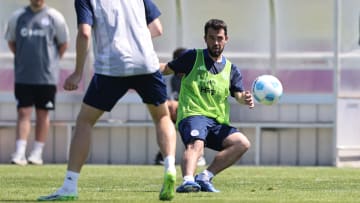 Amin Younes im S04-Training