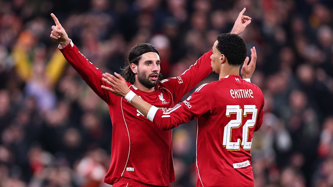 Liverpool vive temporada abaixo das expectativas