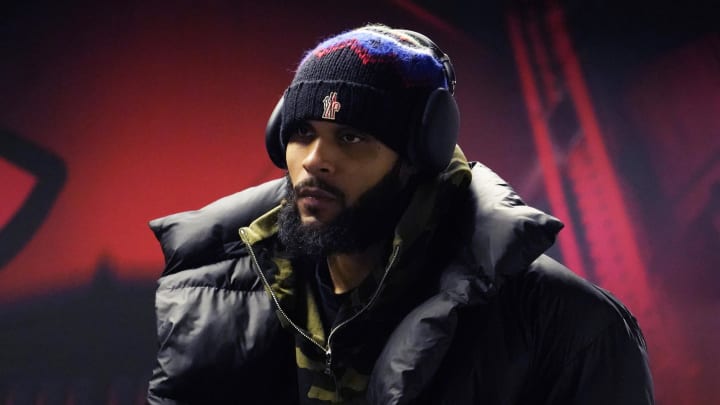 Oct 17, 2023; Chicago, Illinois, USA; Toronto Raptors guard Gary Trent Jr. (33) walks into the United Center before the game against the Toronto Raptors. Mandatory Credit: David Banks-USA TODAY Sports