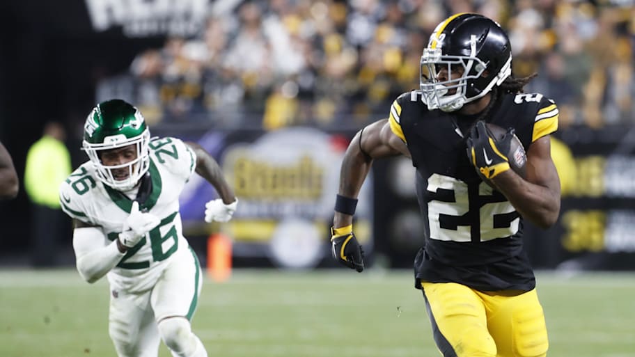 Steelers Odds of Keeping Star RB Very Slim