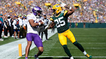 Minnesota Vikings v Green Bay Packers