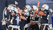 Vanderbilt quarterback Diego Pavia (2) celebrates at touchdown with teammates during the fourth quarter against Auburn at FirstBank Stadium in Nashville, Tenn., Saturday, Nov. 8, 2025.