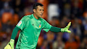 Diego Alves, ex-Flamengo, ainda é líder nessa estatística