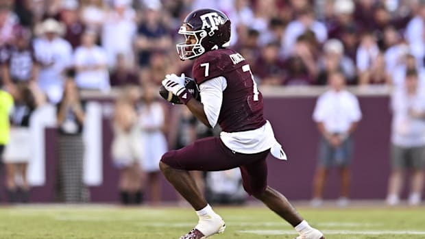 KC Concepcion catches a pass against Auburn.