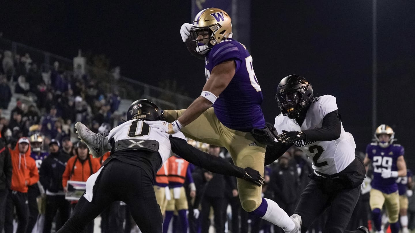 UW Has Loose Ends at Tight End with Moore the Only Seasoned Vet