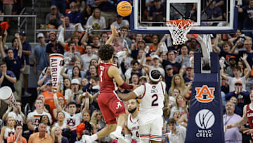 Alabama v Auburn