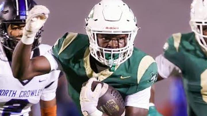 DeSoto (Texas) five-star running back Myson Johnson-Cook announced on his Instagram on Wednesday that he is transferring to East St. Louis (Illinois) to play in the 2025-2026 season. DeSoto (Texas) five-star running back Myson Johnson-Cook announced on his Instagram on Wednesday that he is transferring to East St. Louis (Illinois) to play in the 2025-2026 season.
