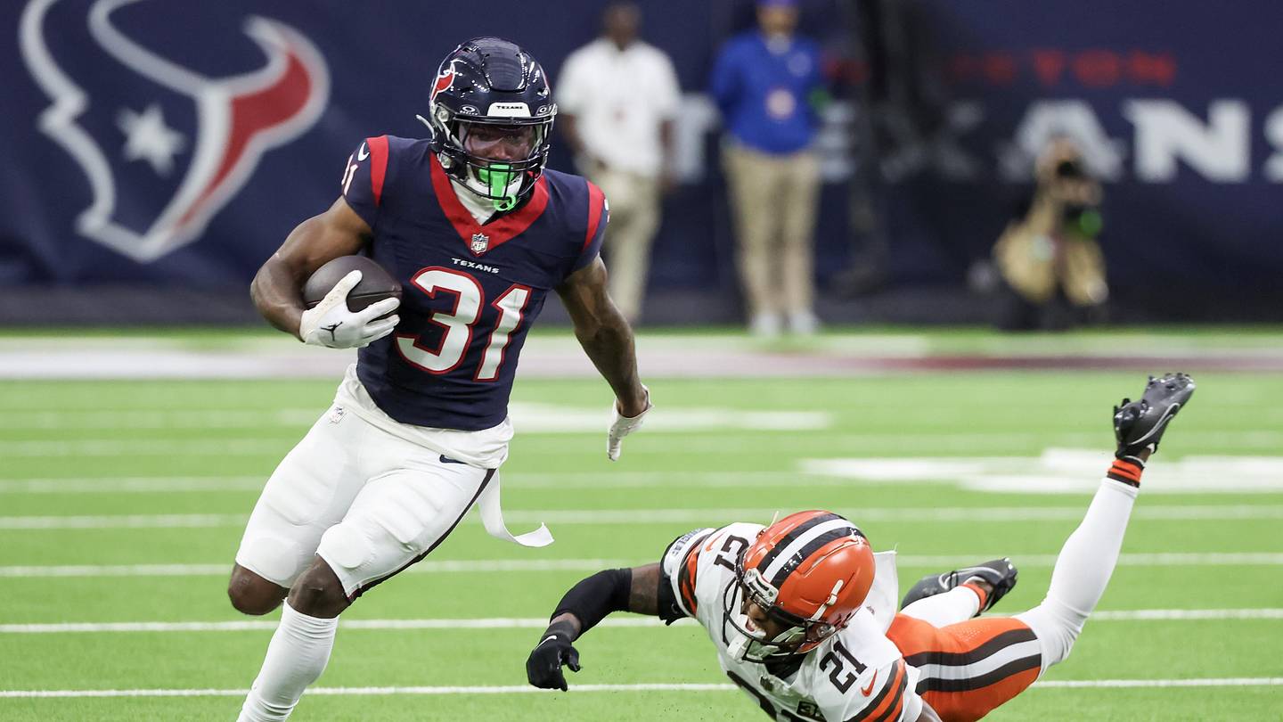Houston Texans' Dameon Pierce Re-Establishing Role During OTAs - Vimarsana News