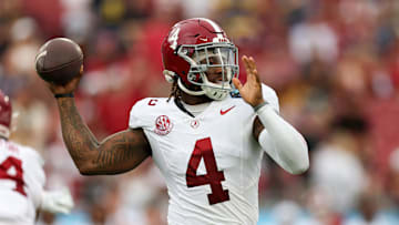 Alabama Crimson Tide quarterback Jalen Milroe