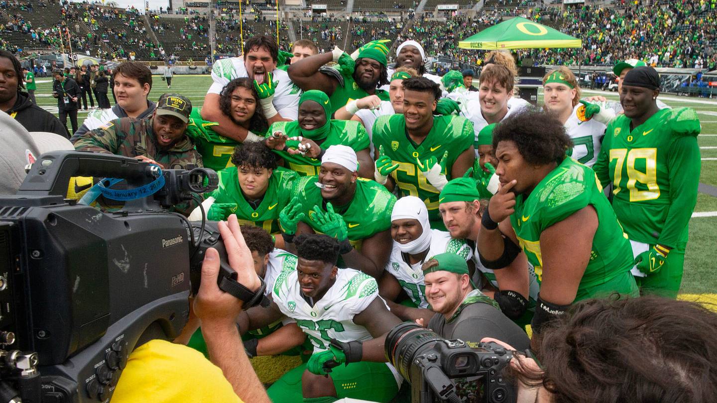 Oregon Ducks earn a top-two ranking on ESPN's 2024 preseason FPI Top 25 - Vimarsana News