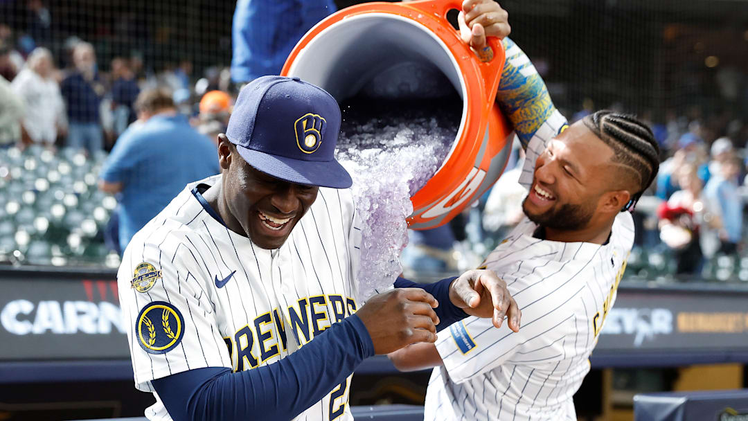 Chicago Cubs v Milwaukee Brewers