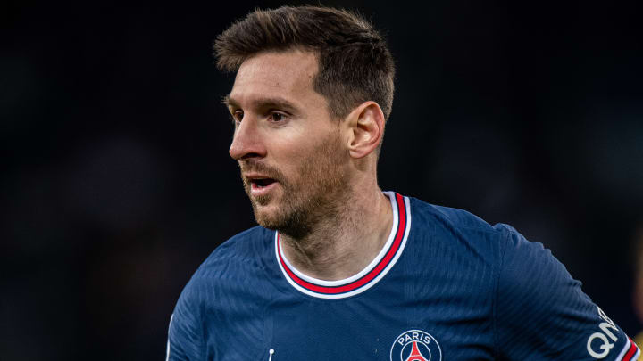 Lionel Messi et le PG attendent leurs adversaires. Lionel Messi et le PG attendent leurs adversaires.