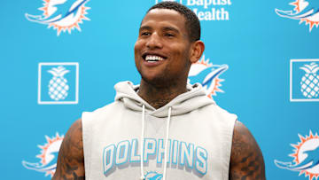 Miami Dolphins TE Darren Waller