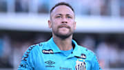 Neymar, reforço do Santos no Brasileirão 2025, pode assinar um pré-contrato com qualquer clube