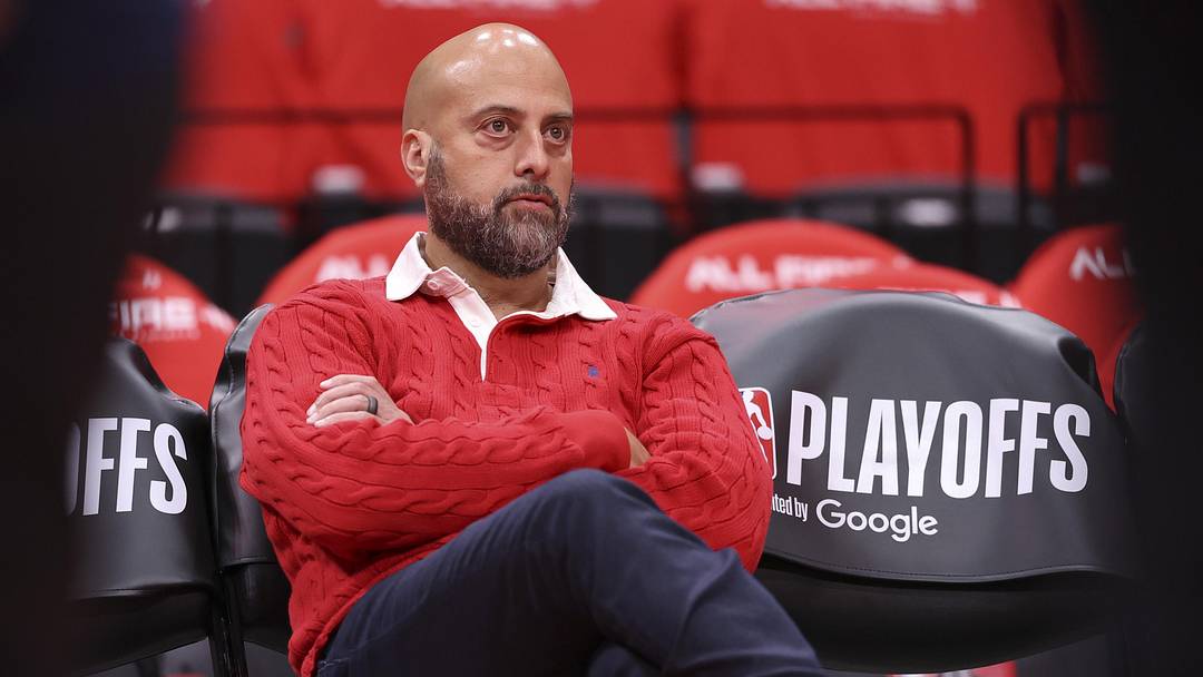 Apr 24, 2026; Houston, Texas, USA; Houston Rockets general manager Rafael Stone watches during practice before game three of the first round of the 2026 NBA Playoffs against the Los Angeles Lakers at Toyota Center. Mandatory Credit: Troy Taormina-Imagn Images Apr 24, 2026; Houston, Texas, USA; Houston Rockets general manager Rafael Stone watches during practice before game three of the first round of the 2026 NBA Playoffs against the Los Angeles Lakers at Toyota Center. Mandatory Credit: Troy Taormina-Imagn Images