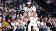 Anthony Davis llegó a los Mavericks en un cambio desde Lakers a inicios de febrero