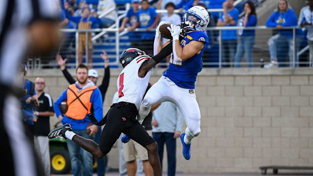 South Dakota State wide receiver Grahm Goering