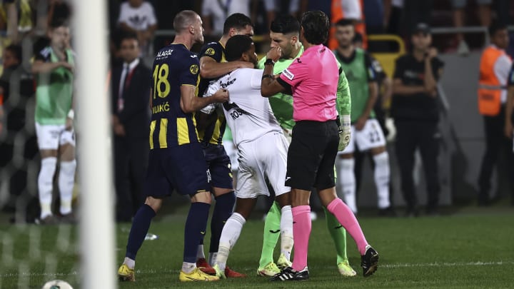 MKE Ankaragucu vs Besiktas - Turkish Super Lig MKE Ankaragucu vs Besiktas - Turkish Super Lig