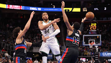 Milwaukee Bucks v Detroit Pistons - Emirates NBA Cup