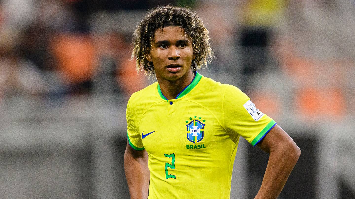 Real Madrid battle Chelsea for Brazilian teenager - Vimarsana News