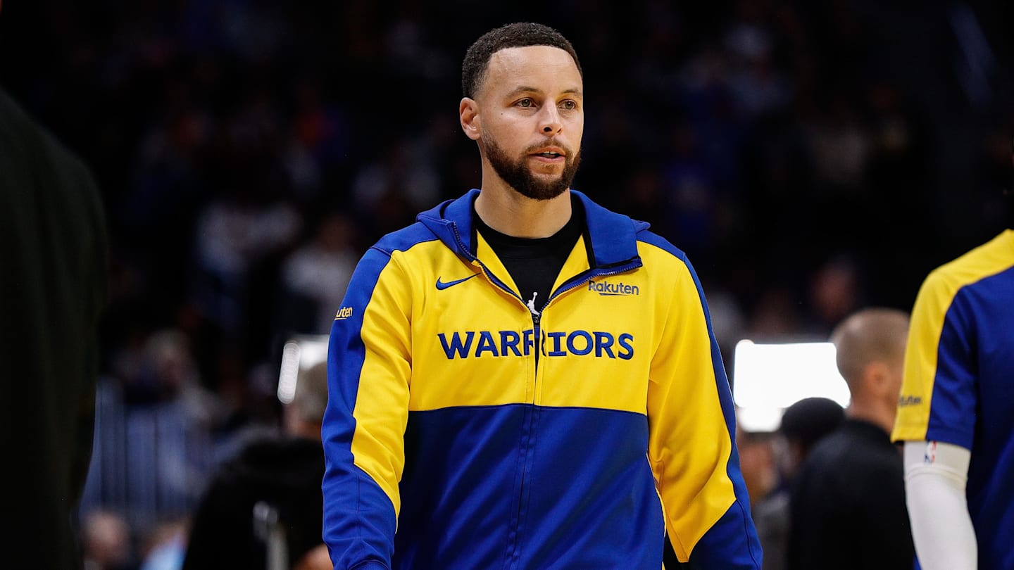 Steve Kerr Reveals Latest Steph Curry Injury Update