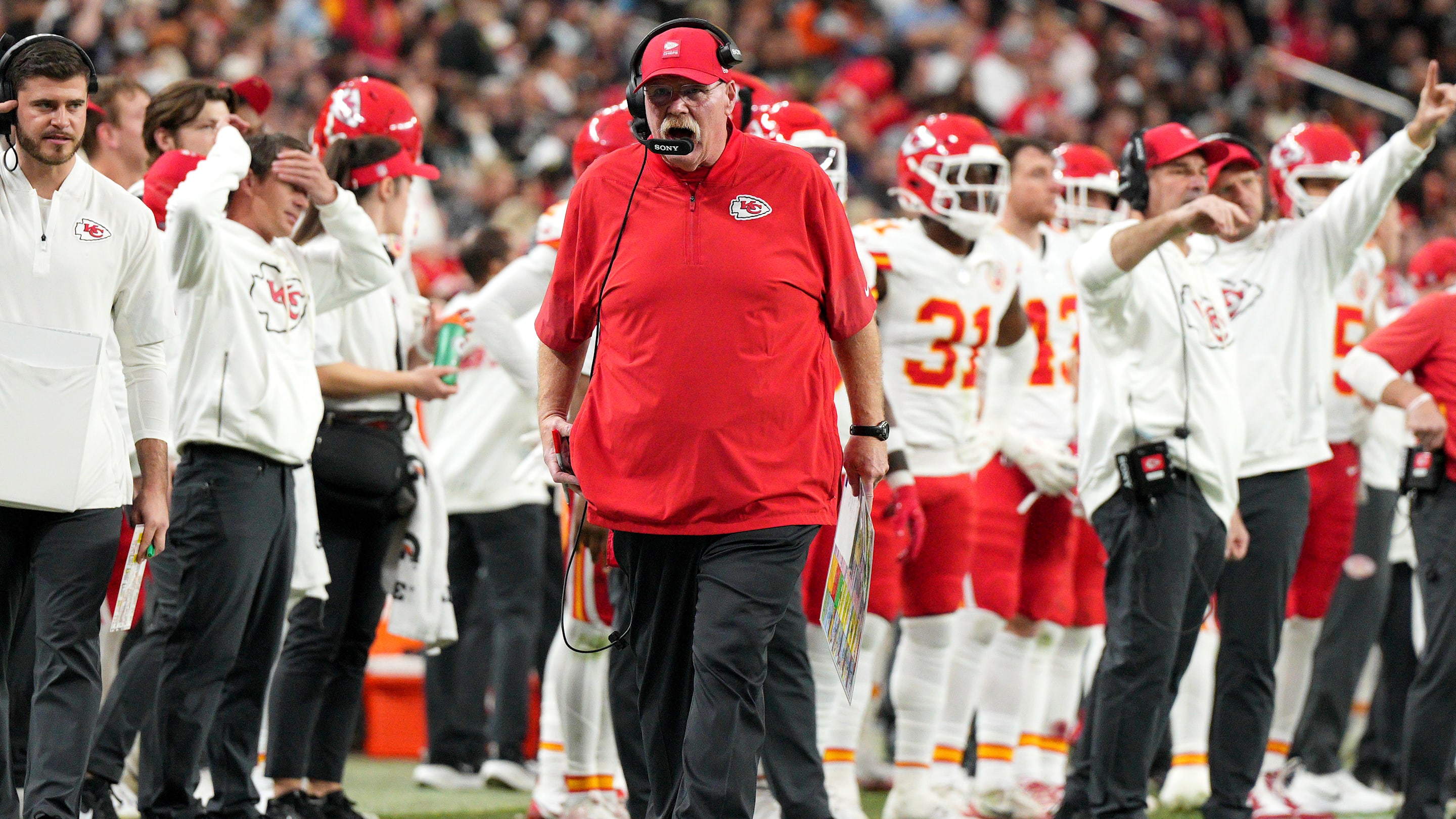 Chiefs mock draft roundup: Every expert pick, and where they disagree