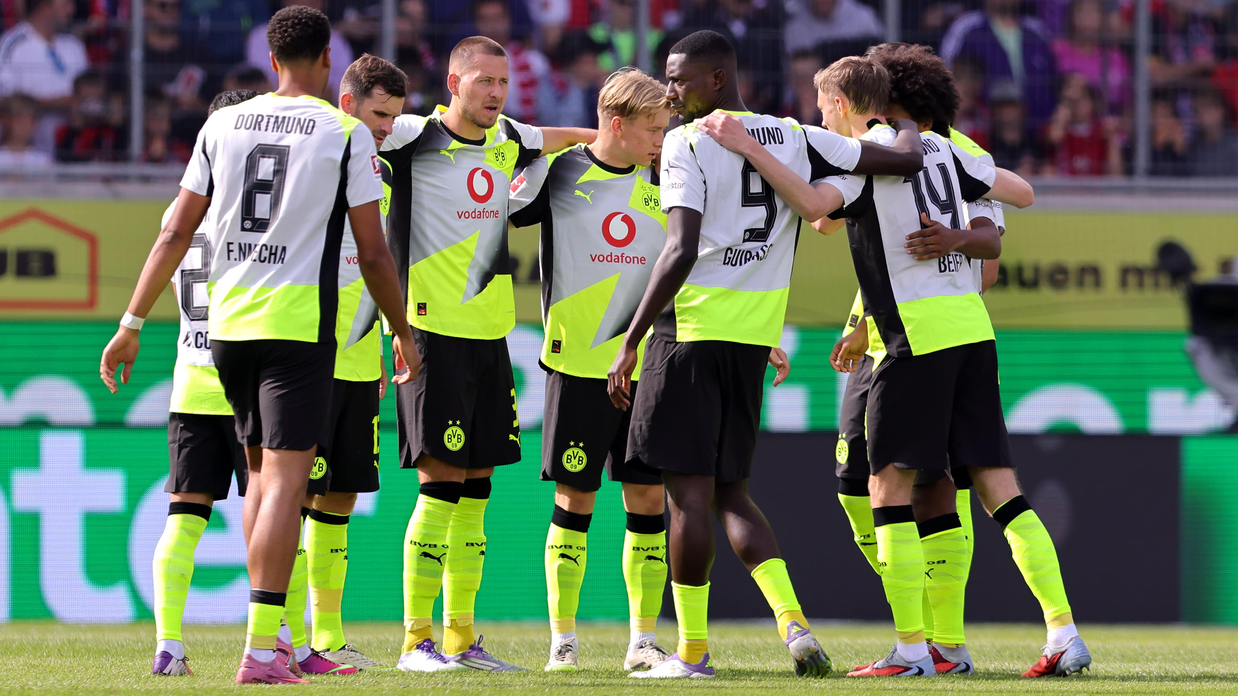 1. FC Heidenheim 1846 v Borussia Dortmund - Bundesliga