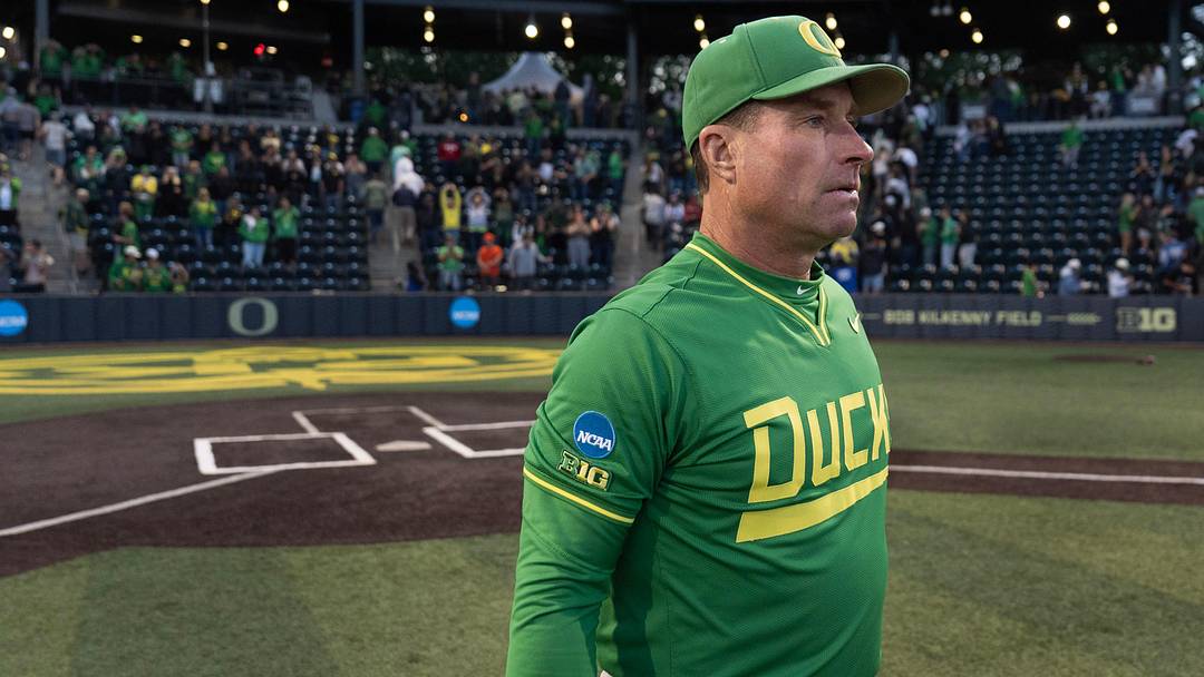 Oregon head coach Mark Wasikowski