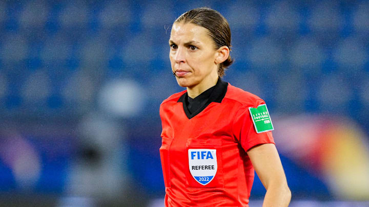 Stéphanie Frappart arbitrera la finale de la Coupe de France. Stéphanie Frappart arbitrera la finale de la Coupe de France.