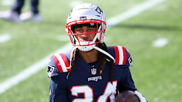 Denver Broncos v New England Patriots