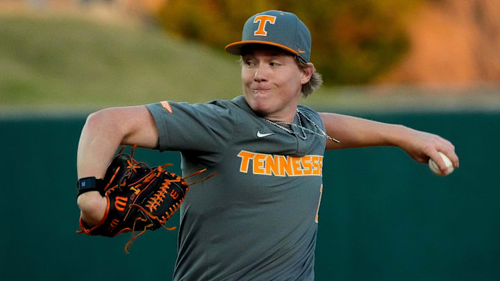 Mar 20, 2025; Tuscaloosa AL, USA; Tennessee pitcher Liam Doyle (12) pitches against Alabama at Sewell-Thomas Stadium. Mar 20, 2025; Tuscaloosa AL, USA; Tennessee pitcher Liam Doyle (12) pitches against Alabama at Sewell-Thomas Stadium.