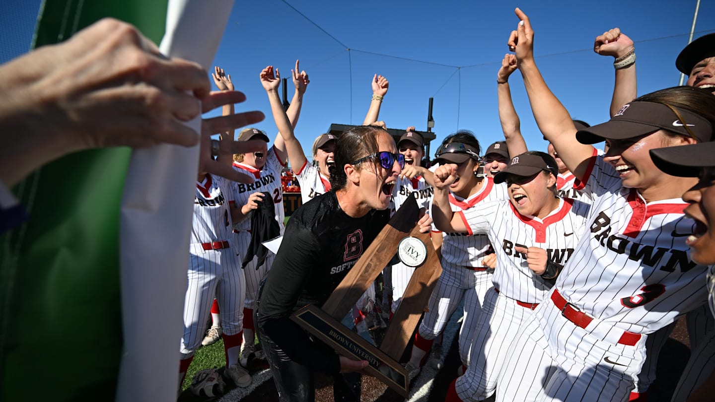 Softball On SI