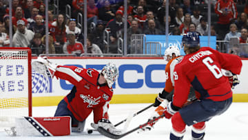 Logan Thompson, Washington Capitals Mandatory Credit: Geoff Burke-Imagn Images